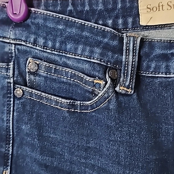 Soft Surroundings Distressed Skinny Jeans - Picture 4 of 9